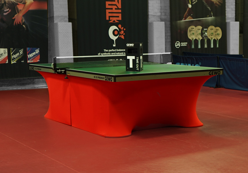 Tischtennisplatte in der CONTRA TT-World Hamburg